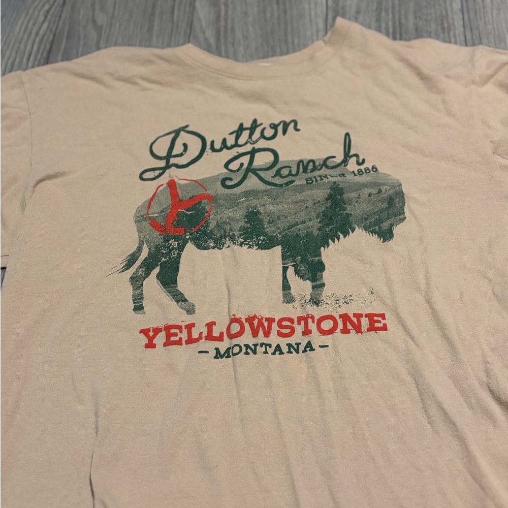 Hanes Beige Yellowstone Graphic T-Shirt